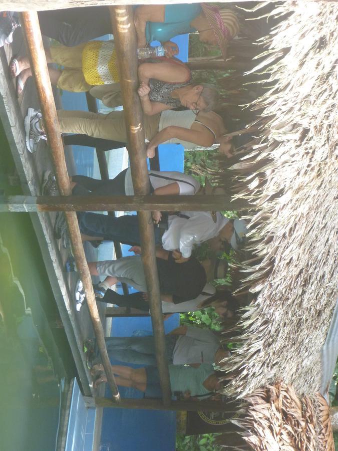 Hospedaje Las Amazonas Iquitos Eksteriør bilde